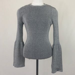 Who What Wear Ribbed Gray Bell Sleeve Sweater 166